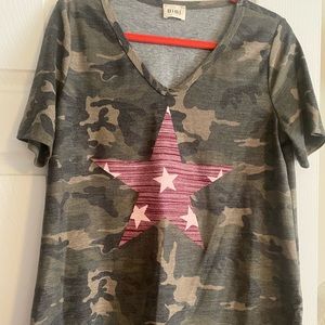 Womens camo star top